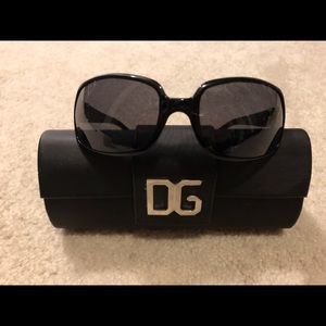 EUC D&G Sunglasses in box!